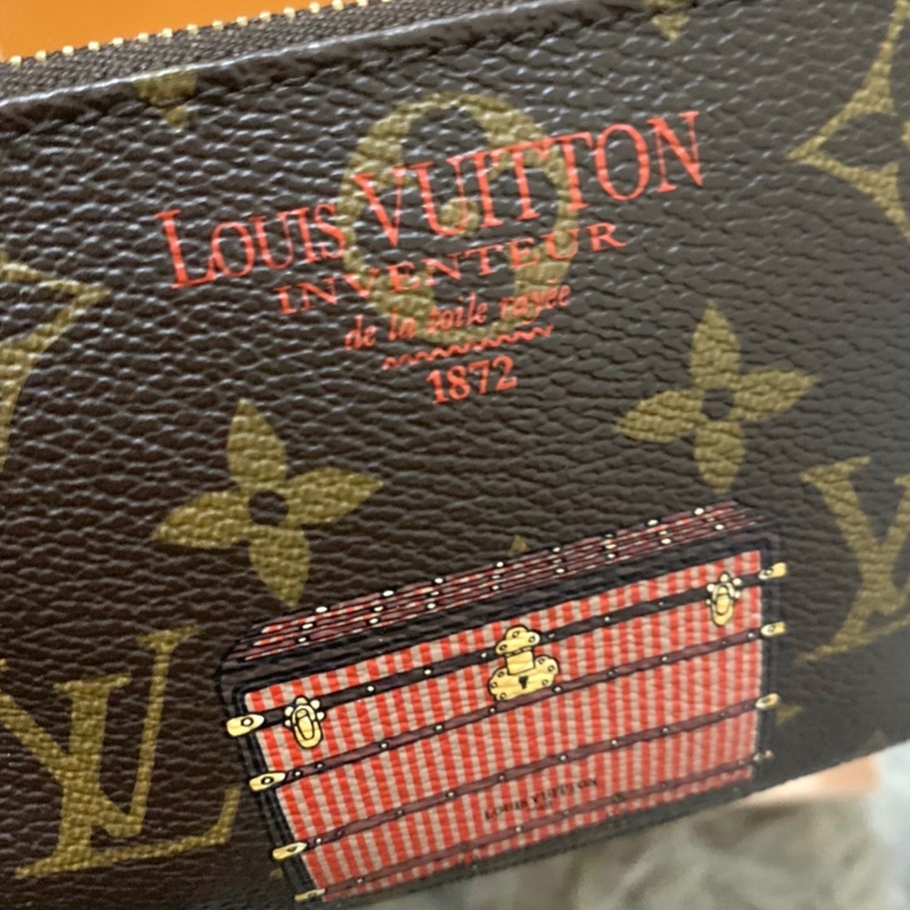 Limited Edition Inventeur Trunks & Locks Pochette - Picture 3 of 15
